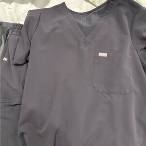 Figs Charcoal Srub set sz large